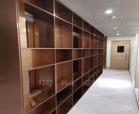 不銹鋼裝飾柜工程，不銹鋼柜施工現(xiàn)場(chǎng)圖